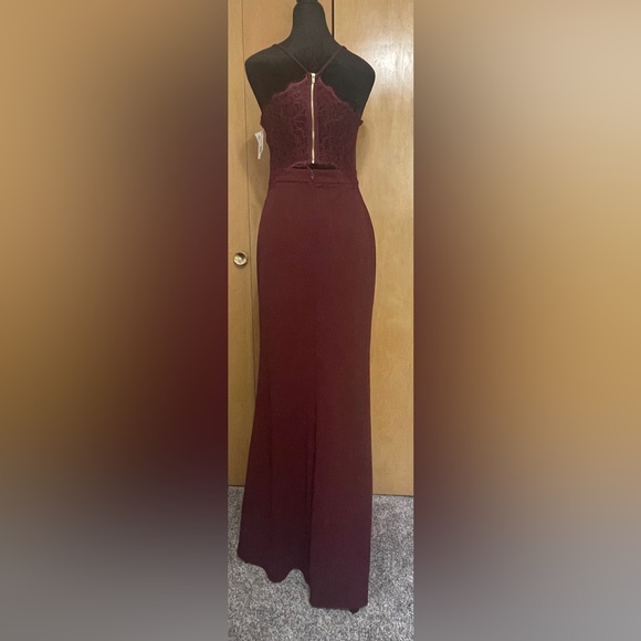 City Triangles - David’s Bridal - NWT - Size 2 - Formal Dress - Picture 4 of 7